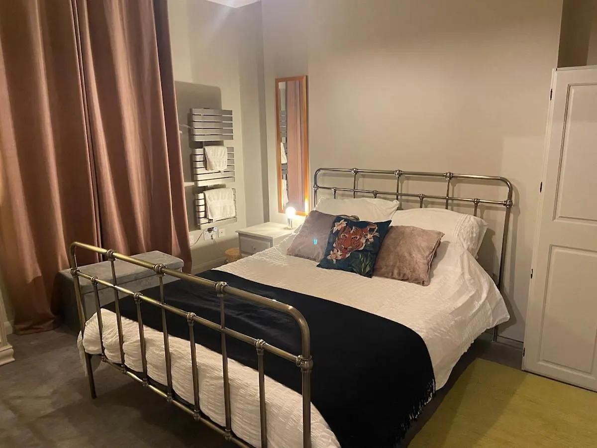 Central London Spitalfields Apartment